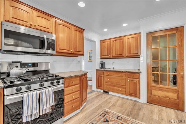 150 Burbank Drive, Amherst, NY 14226