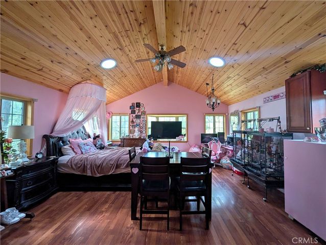 1901 Bernina Dr, Pine Mountain Club, CA 93222