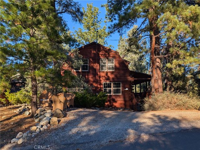 1901 Bernina Dr, Pine Mountain Club, CA 93222