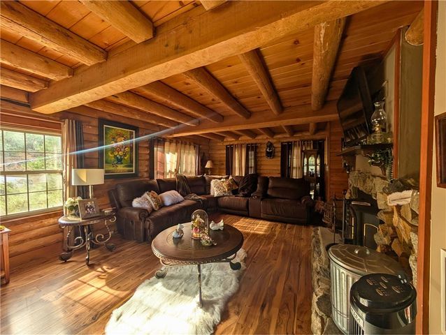 1901 Bernina Dr, Pine Mountain Club, CA 93222