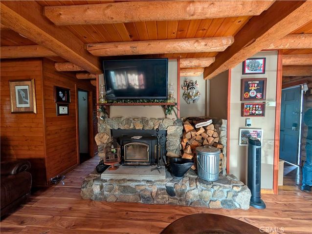 1901 Bernina Dr, Pine Mountain Club, CA 93222
