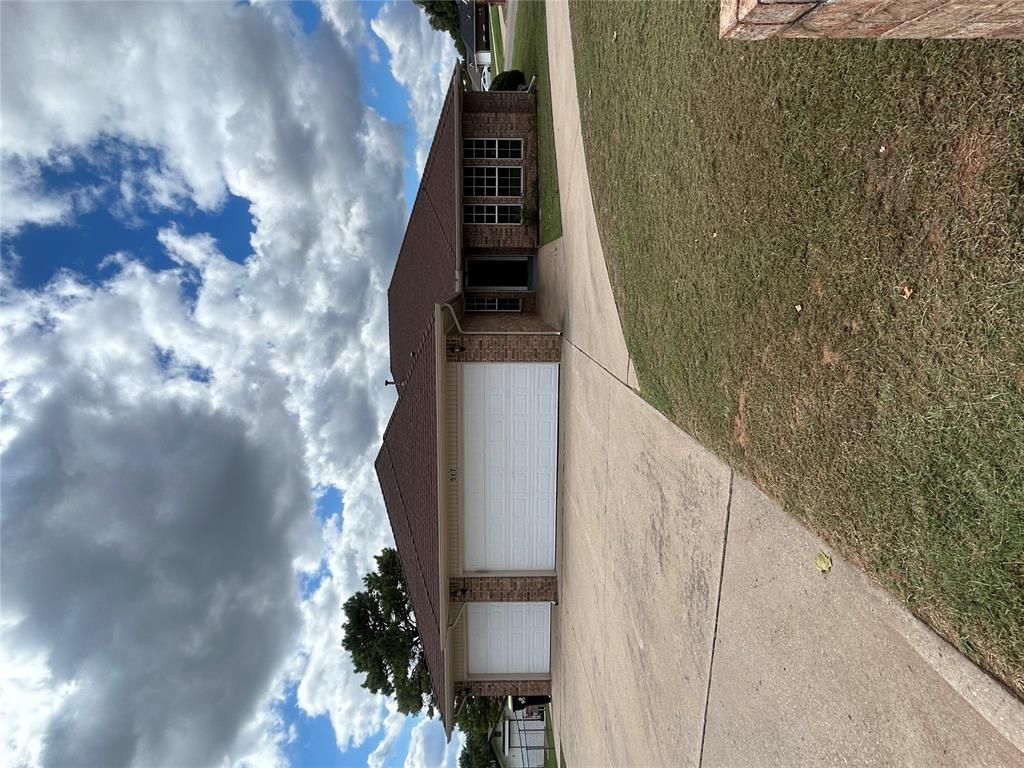 517 Bob White Drive, Purcell, OK 73080