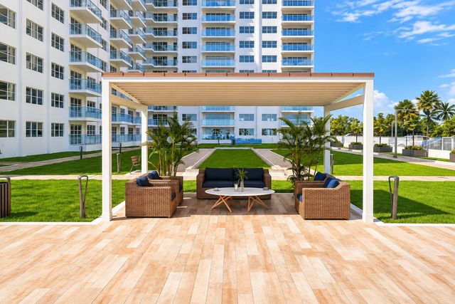 3900 Galt Ocean Drive 2415, Fort Lauderdale, FL 33308