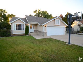 1312 S 150 E, Kaysville, UT 84037