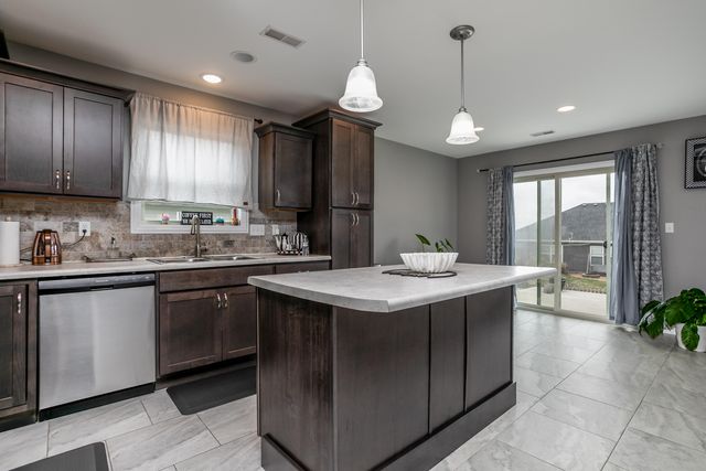 626 ARMITAGE DR, Columbia, MO 65202