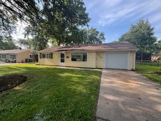 537 California Avenue, Aurora, IL 60506