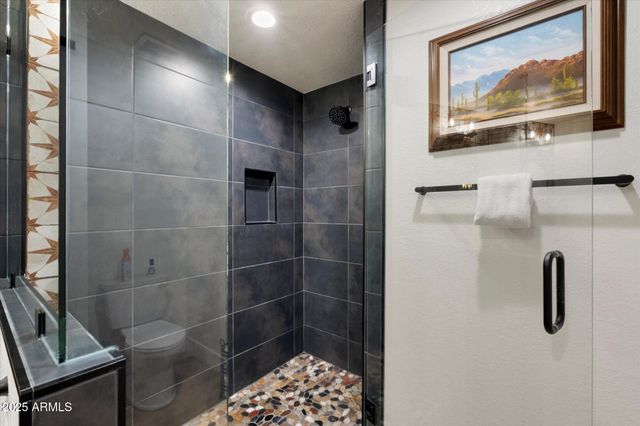 5334 E EVERETT Drive, Scottsdale, AZ 85254