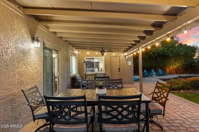 5334 E EVERETT Drive, Scottsdale, AZ 85254