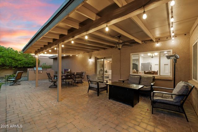 5334 E EVERETT Drive, Scottsdale, AZ 85254
