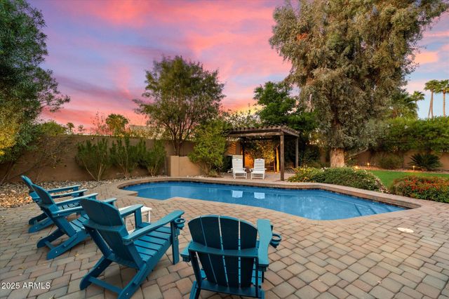 5334 E EVERETT Drive, Scottsdale, AZ 85254