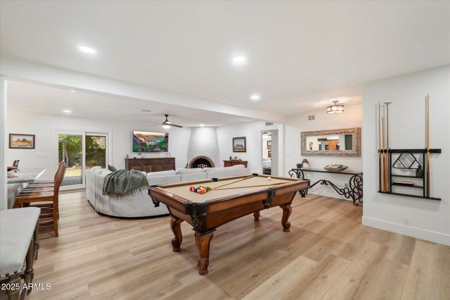 5334 E EVERETT Drive, Scottsdale, AZ 85254