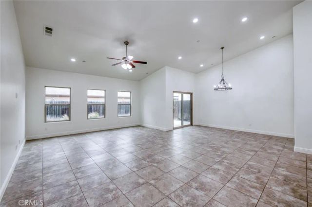 6808 W Lucas, Fresno, CA 93722