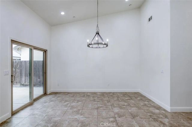 6808 W Lucas, Fresno, CA 93722