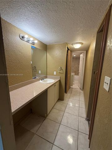 2017 NW 46th Ave A110, Lauderhill, FL 33313