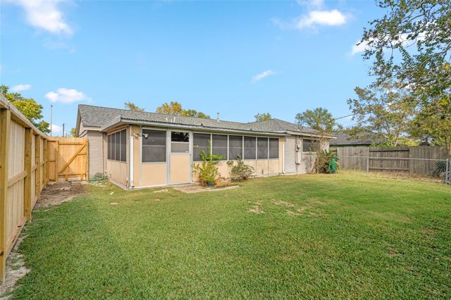 8607 Norton Drive, Houston, TX 77080
