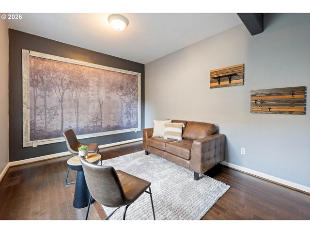 16288 BARLOW Dr, Oregon City, OR 97045