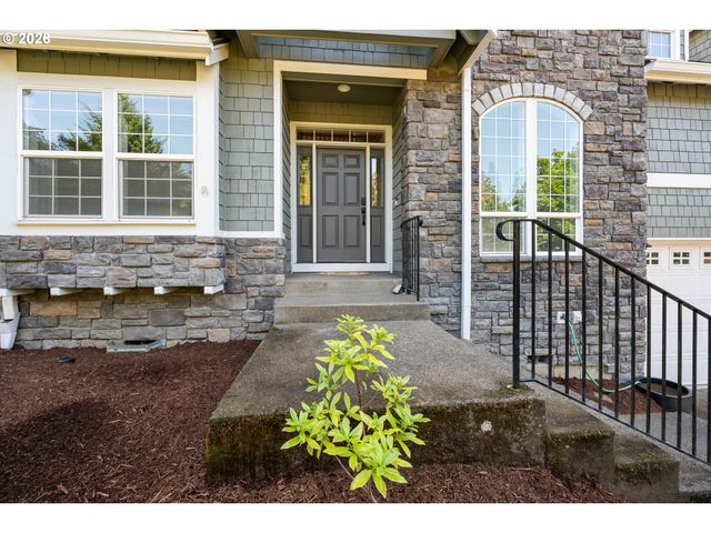 16288 BARLOW Dr, Oregon City, OR 97045