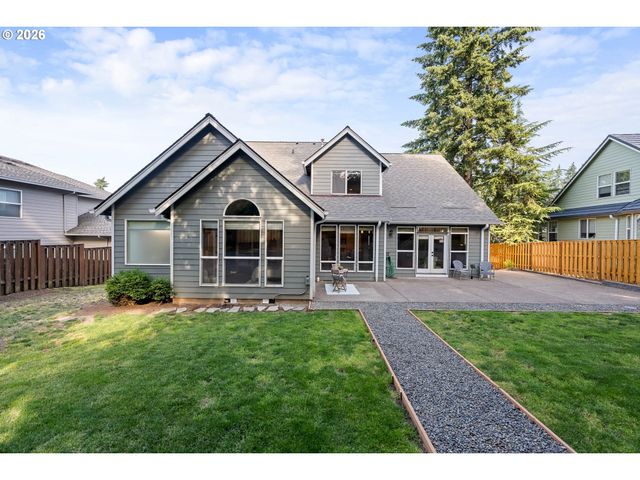 16288 BARLOW Dr, Oregon City, OR 97045