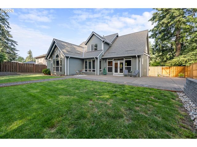 16288 BARLOW Dr, Oregon City, OR 97045