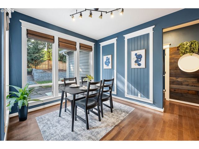16288 BARLOW Dr, Oregon City, OR 97045