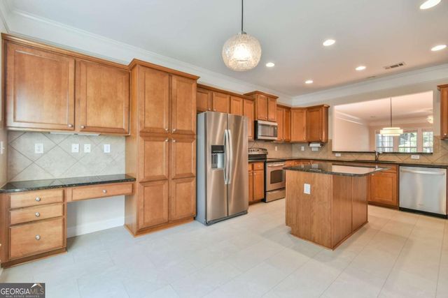 6306 Windrush Court, Hoschton, GA 30548