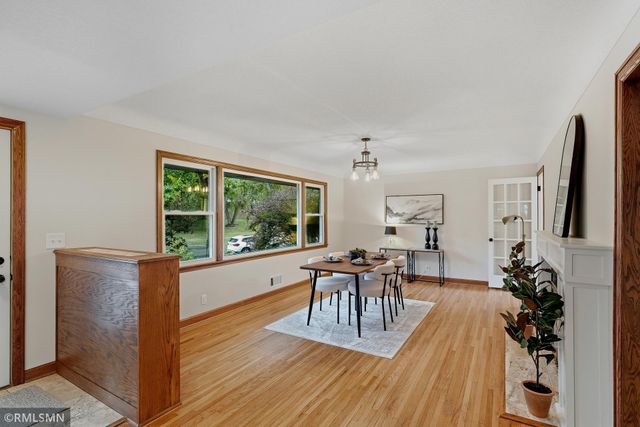 3101 W Armour Terrace, Saint Anthony, MN 55418