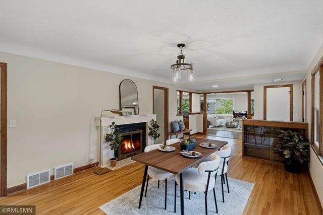 3101 W Armour Terrace, Saint Anthony, MN 55418