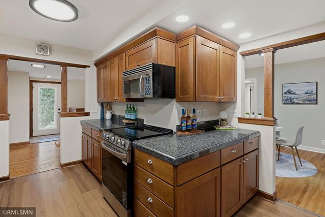 3101 W Armour Terrace, Saint Anthony, MN 55418