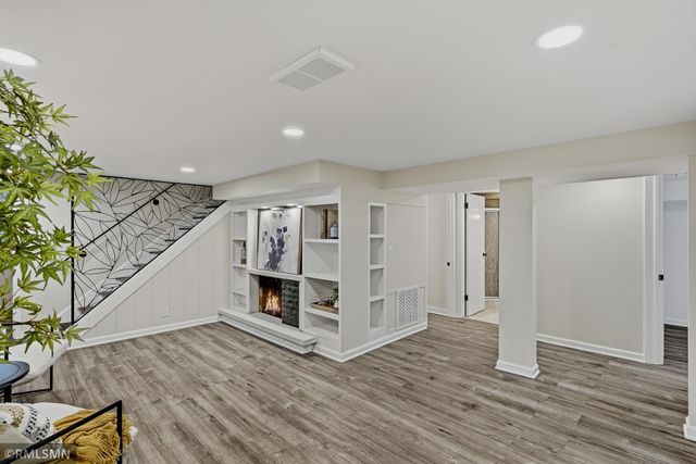 3101 W Armour Terrace, Saint Anthony, MN 55418