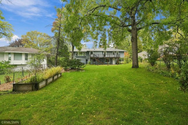3101 W Armour Terrace, Saint Anthony, MN 55418