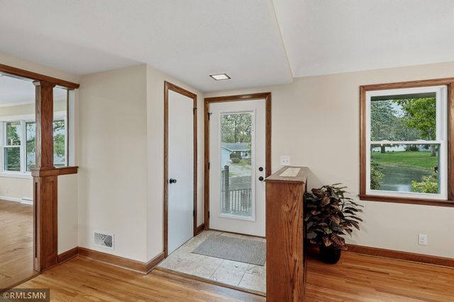 3101 W Armour Terrace, Saint Anthony, MN 55418