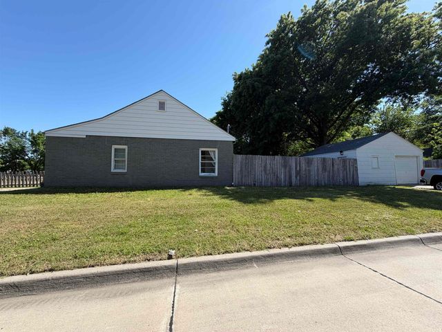 801 S Lightner, Wichita, KS 67218
