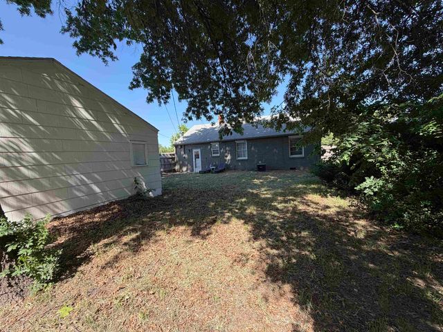 801 S Lightner, Wichita, KS 67218