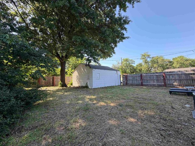 801 S Lightner, Wichita, KS 67218