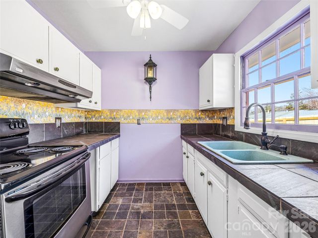 34 Southwicke Drive, Arden, NC 28704