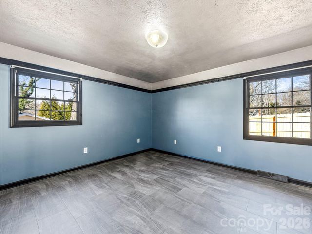 34 Southwicke Drive, Arden, NC 28704