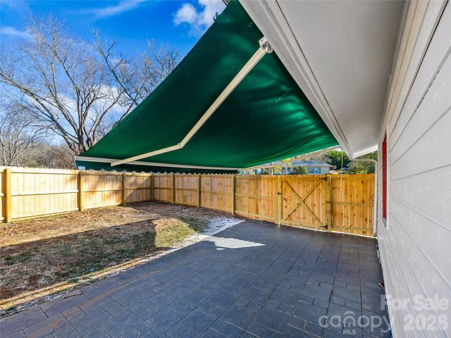 34 Southwicke Drive, Arden, NC 28704