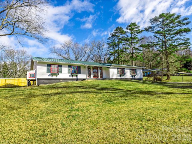 34 Southwicke Drive, Arden, NC 28704