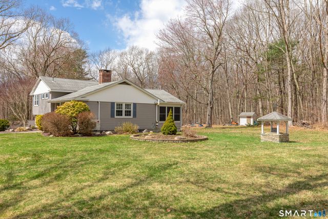 6 West Highland Road, Mansfield, CT 06250