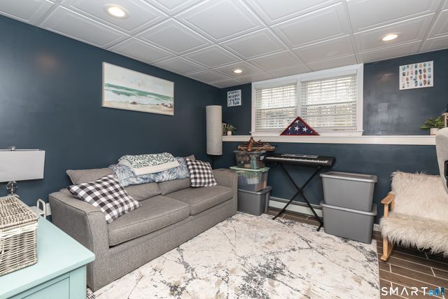 6 West Highland Road, Mansfield, CT 06250