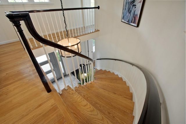 1 Bryant Avenue, Shrewsbury, MA 01545