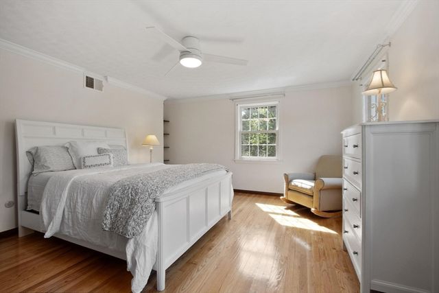 1 Bryant Avenue, Shrewsbury, MA 01545