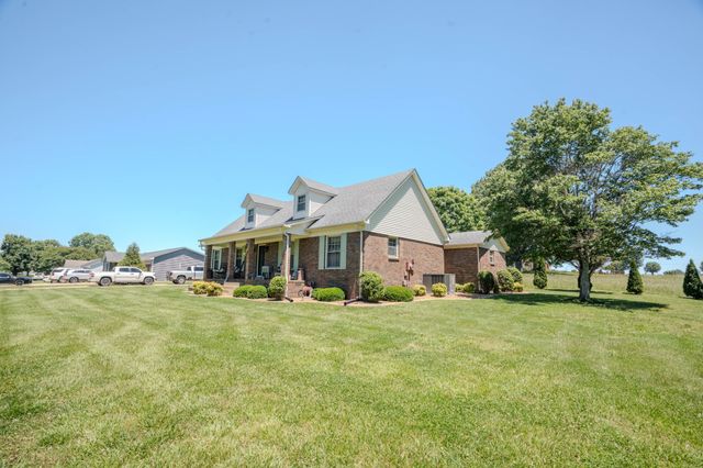 6 Hawthorne Dr, Lawrenceburg, TN 38464