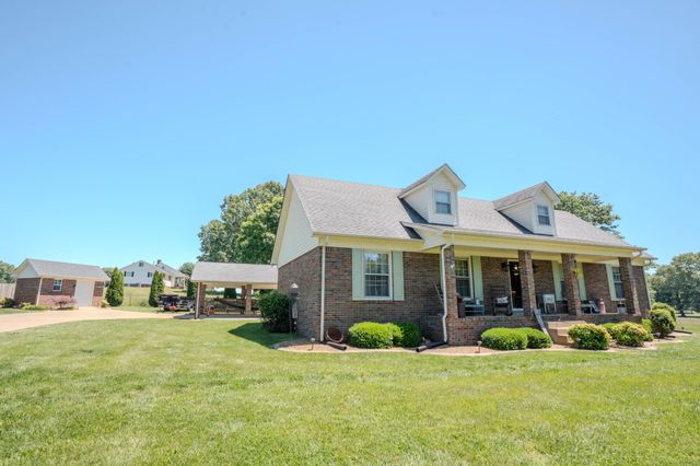 6 Hawthorne Dr, Lawrenceburg, TN 38464