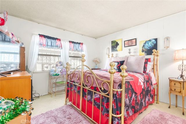 553 W 109th, Los Angeles, CA 90044