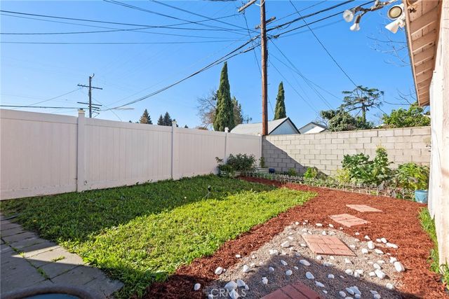 553 W 109th, Los Angeles, CA 90044