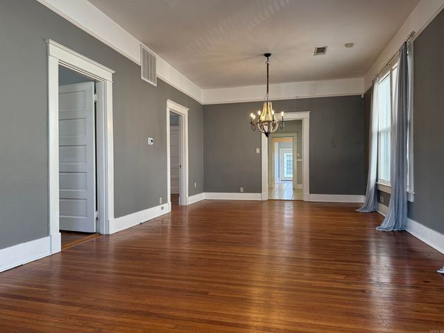 1200 N Polk Street, Little Rock, AR 72205