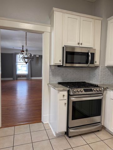 1200 N Polk Street, Little Rock, AR 72205