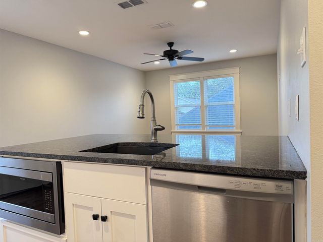 1200 N Polk Street, Little Rock, AR 72205