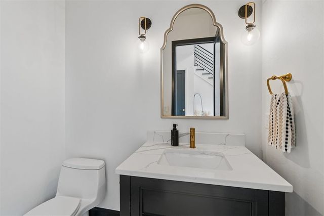 2109 Wiregrass Drive, Edmond, OK 73025